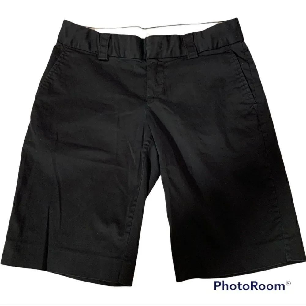 Banana Republic black shorts O